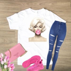 Marylin Monroe Bubble Gum Shirt